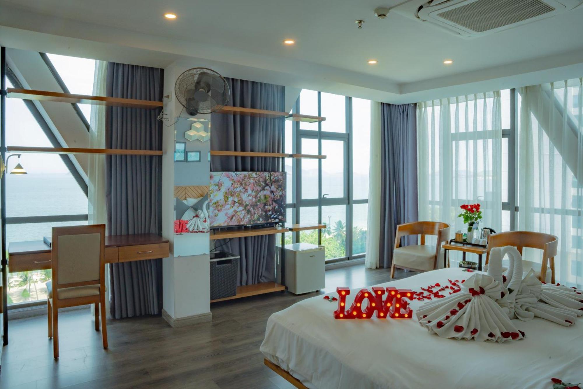 Venue Hotel Nha Trang Beach Екстериор снимка